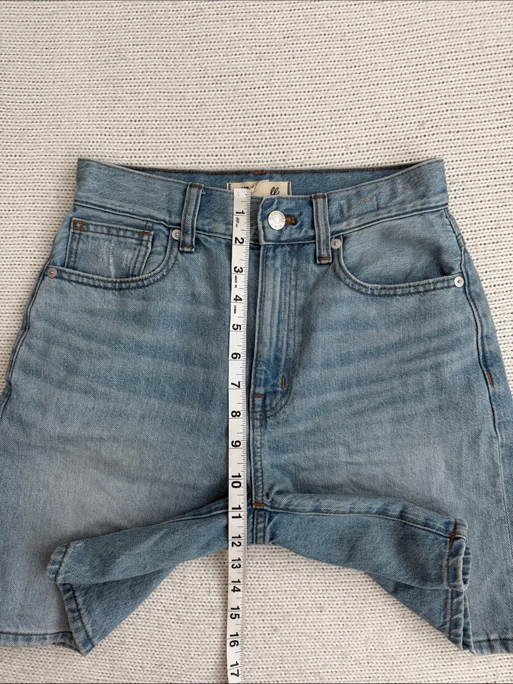 Madewell Baggy Jean Shorts Size 23